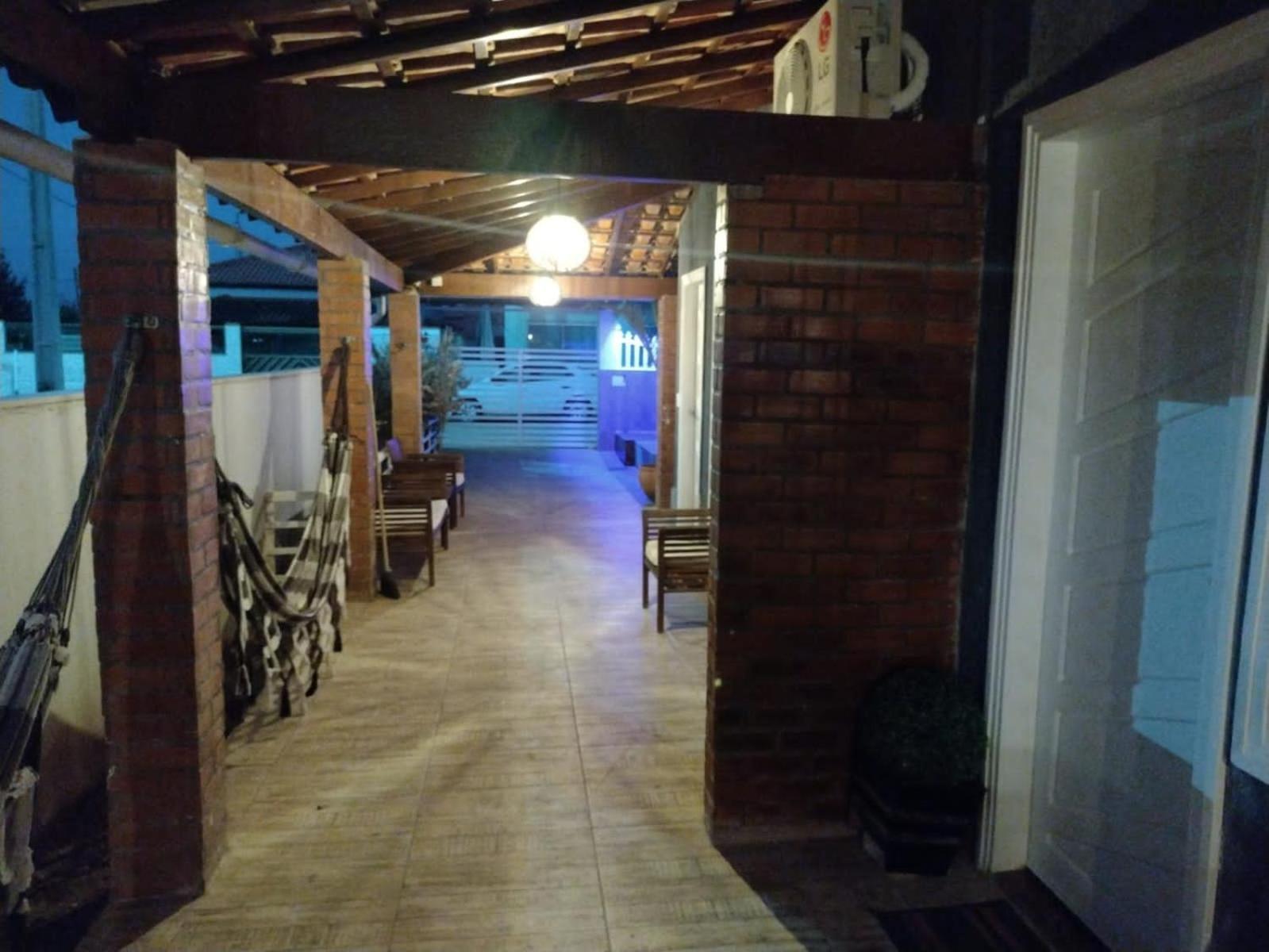 Casa temporada RecantoHouse inteira até 10 pessoas - 1 minuto a pé da praia, com piscina, sinuca e ar condicionado - Condominio Florestinha - Unamar - Cabo Frio Tamoios Exterior foto